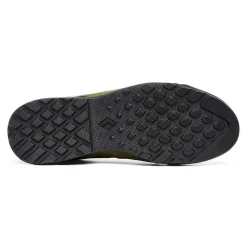 Approach Shoes><noscript><img width=